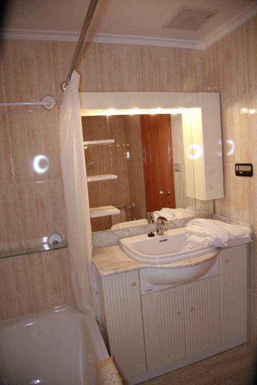 Apartamentos La Terraza Laredo Phòng bức ảnh
